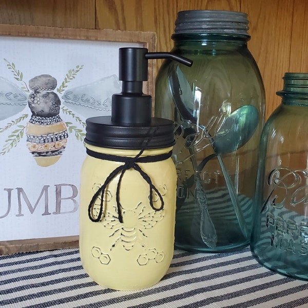 Bee Hive Honey Bee Pint Mason Jar Soap Dispenser~Lotion Dispenser~Bumble Bee Decor~Rustic Country Chalk Paint Decor~Vintage Urban Farmhouse