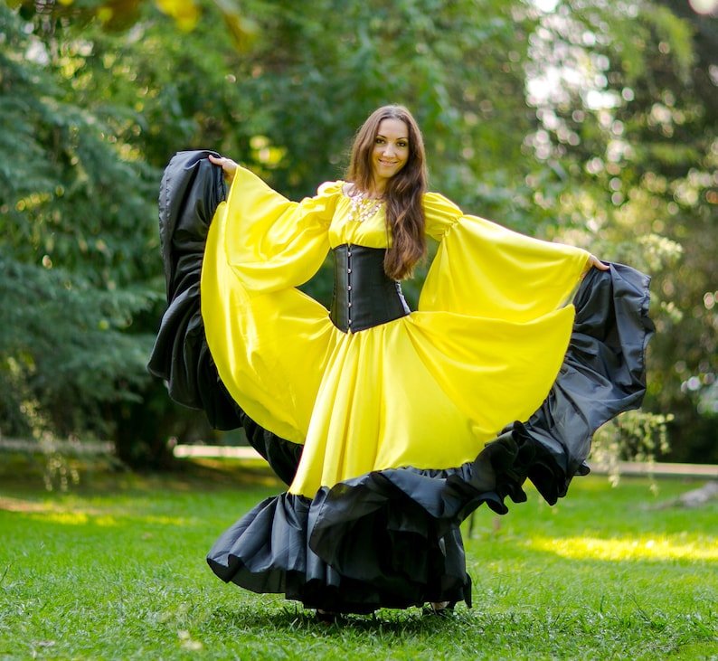 Gypsy dance skirt Kassandra Yellow. Double circle skirt. Etsy