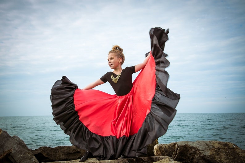 Ruffle skirt Girl/'s skirt Dance skirt Gypsy dance skirt Little Gypsy Flamenco skirt