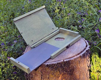 DESIGN UPGRADE - Compact Handmade Pochade Box for Plein Air Painting - "The Scout" - Left Handed - Made in USA