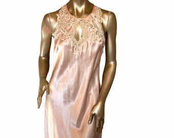 fitted nightdress