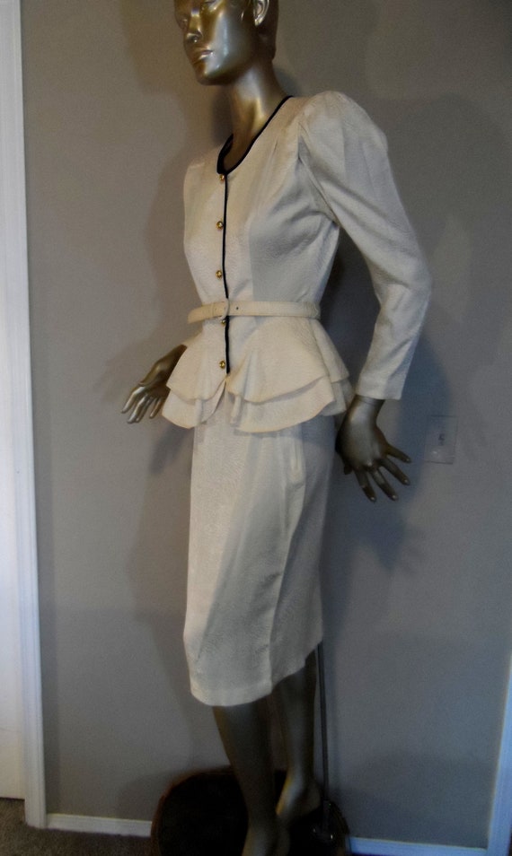 1980's Creamy Silk Suit by ARGENTI Petites* Size 8