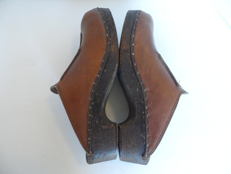 mens clogs size 12