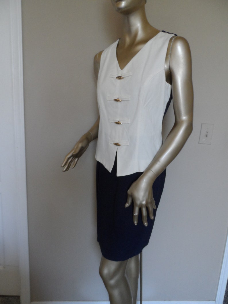 scarlett sleeveless sheath dress