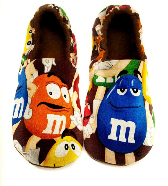 m&m slippers