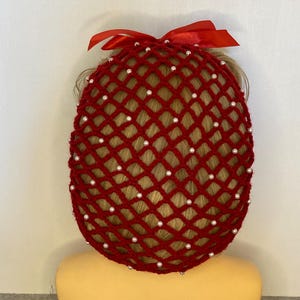 Beaded thicker handmade crochet snood/hairnet/filet à cheveux in lipstick red with white beads.