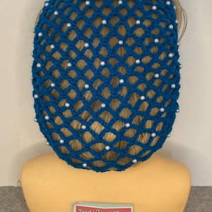 Aqua blue beaded thicker handmade crochet snood/ hairnet/ filet à cheveux in aqua blue with white shiny beads.Shade of ribbon may vary.