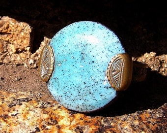 Bague en lave émaillée turquoise pailletée ou unie