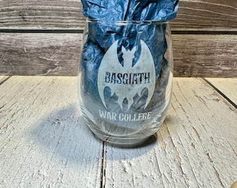 Basgiath War College Wine Glass | Fourth Wing Inspired | Dragon Rider Bookish Engraved 15 oz Glass | Rebecca Yarros Fantasy Gift
