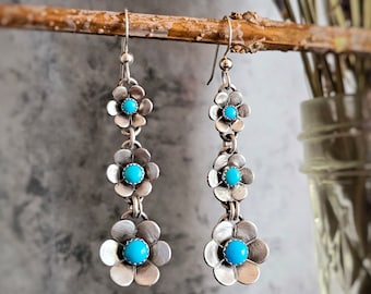 Pendientes colgantes de flor turquesa: joyería bohemia hippie hecha a mano