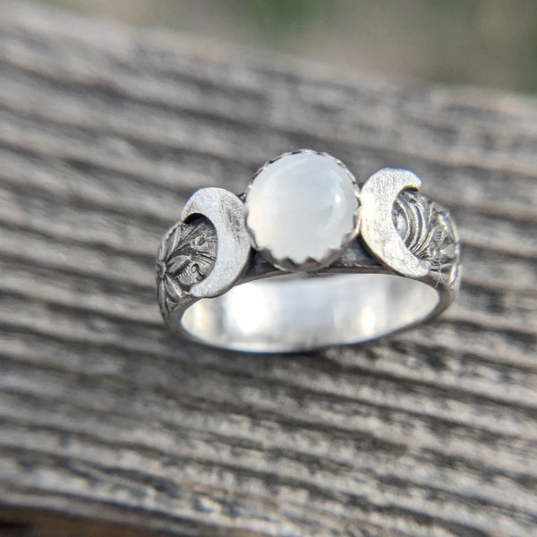 Moon phase Ring, Triple Goddess Ring, Goddess Jewelry, Wicca Ring, Wicca Jewelry, Lunar Phases, Crescent Moon Ring, Full Moon, Boho Ring