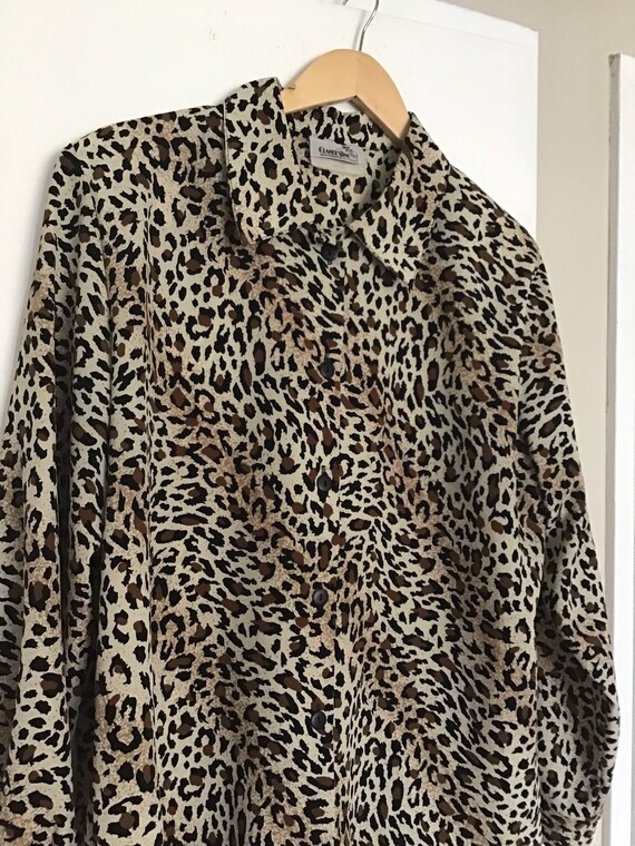 Vintage XL leopard button up blouse with shoulder… - image 8