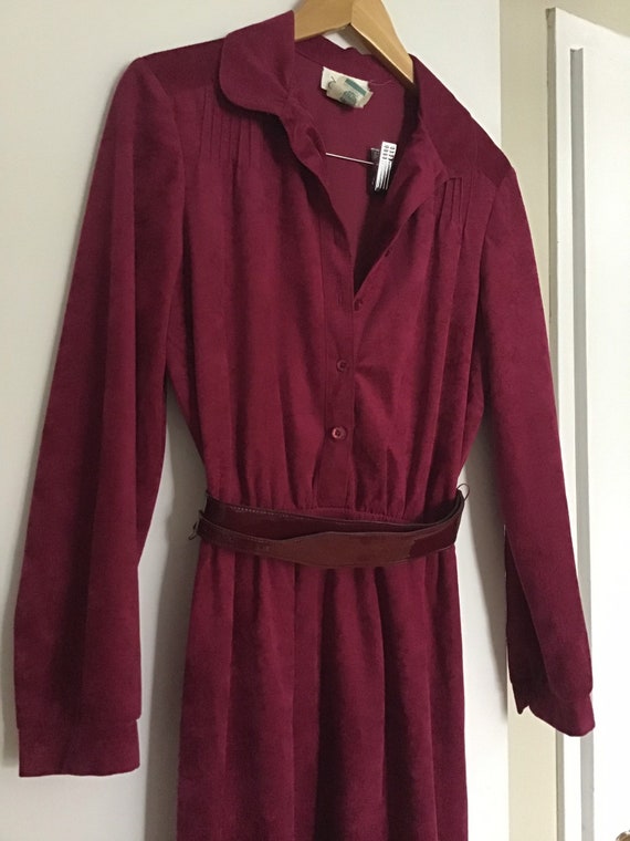 70s velveteen cranberry wine maroon coloured dres… - image 6