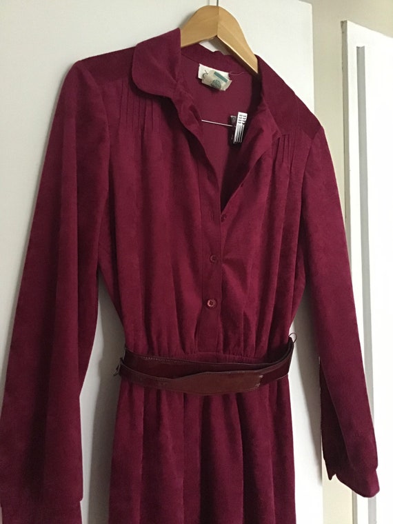 70s velveteen cranberry wine maroon coloured dres… - image 9