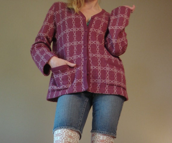 Mid century 1950s kitten brand purple amythest rad