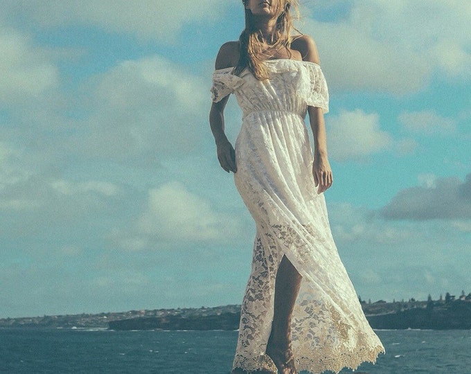 Divine Gypsy Sleeve Lace Wedding dress