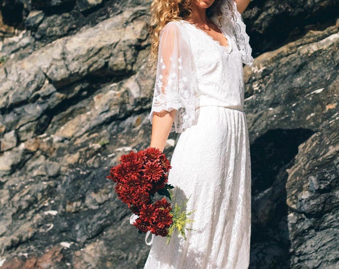 50% Deposit Divine Butterfly flare Sleeve Bridal dress, boho wedding dress lace sleeves, Bohemian beach wedding dress with lace tier hem