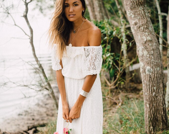 Divine Gypsy Sleeve Bridal dress with train, Bohemian Off the shoulder lace sleeve beach wedding dress