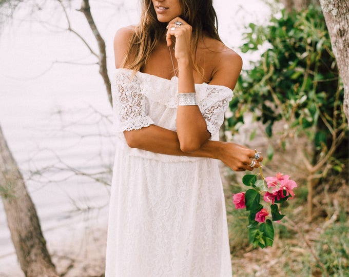 Bohemian Gypsy Lace Sleeve Bridal Dress: Off Shoulder Beach Wedding Gown