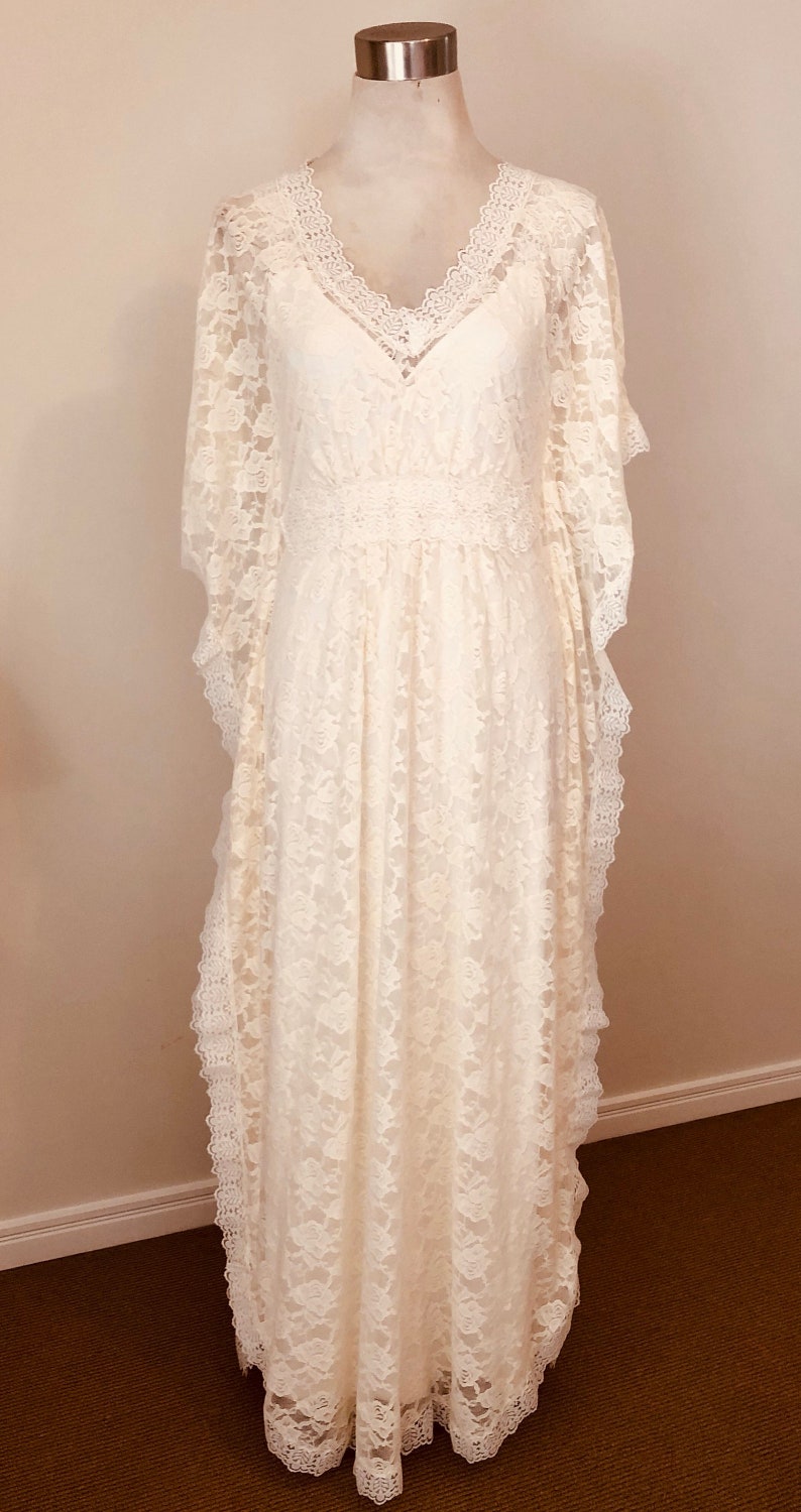 caftan gown with lace