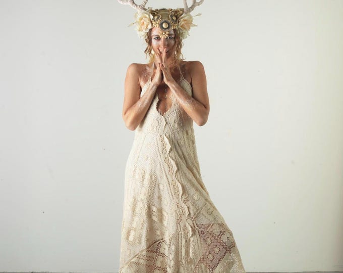 Queenie Ivory cream Cotton Lace Bohemian Wedding Dress with low back