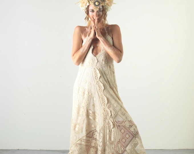 Queenie Cotton Lace Bohemian Bridal Dress, Boho low back vintage cream Wedding Dress