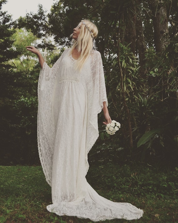 50% deposit for Gypsy Lace Beaded Train Bridal Kaftan, Vintage Lace Beach Wedding Dress