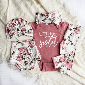 Little Sister Coming Home, Newborn Girl Coming Home Outfit, Newborn Baby Girl Outfit, Personalized Baby Outfit, Newborn Girl Going Home