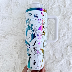 Vaso grabado con láser de villanos, vaso arcoíris, botella de agua grabada, villano de dibujos animados, villano malvado, regalo de Stanley Owala para ella. imagen 2
