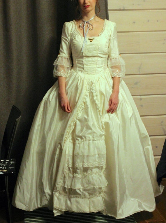 marie antoinette style wedding dress