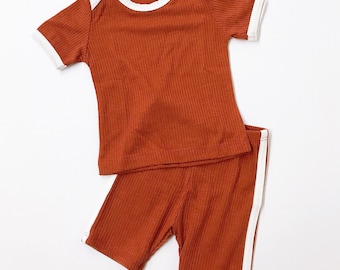 Baby Toddler Retro Loungewear Set in RUST. Sizes: 3-6m to 18-24m