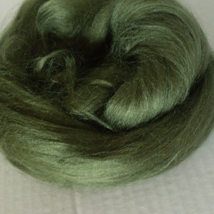 20 gr- 0,7 oz, Moss, Viscose Fiber  - Nuno Felting / Wet Felting / Felting Supplies / Hand Felting