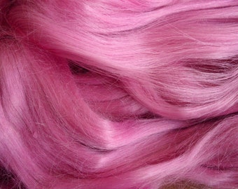 20 gr- 0,70 oz, Ramie roving fiber, colour Cyclamen