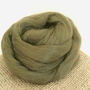 20 gr- 0,7 oz, Musk, Viscose Fiber  - Nuno Felting / Wet Felting / Felting Supplies / Hand Felting