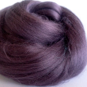 20 gr- 0,7 oz, Currant, Viscose Fiber  - Nuno Felting / Wet Felting / Felting Supplies / Hand Felting