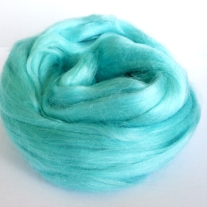 20 gr- 0,7 oz, Antilles, Viscose Fiber  - Nuno Felting / Wet Felting / Felting Supplies / Hand Felting