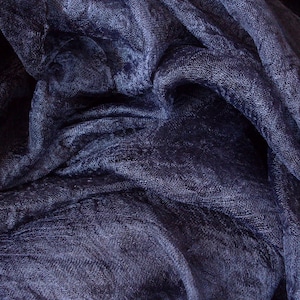 Prix pour 2 mètres, pure margilan 100 % soie (fabriquée en Ouzbékistan) pour le nunofelting, gaze de soie, largeur 88 cm. Couleur : graphite