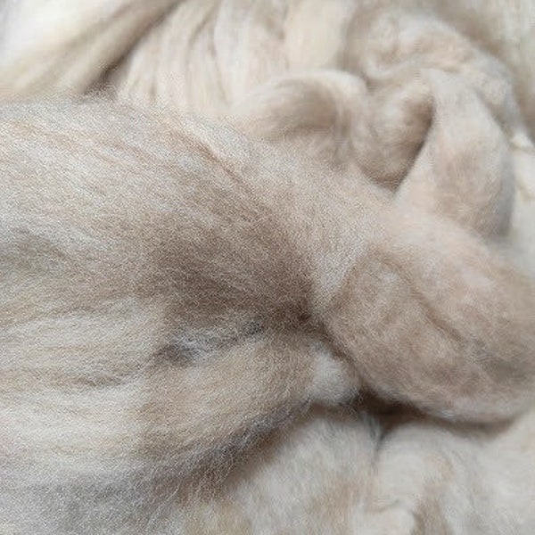 Cashmere 100%, roving, 50 grams (1.78 oz)! 15,5 -16 Micron, tops, light beige