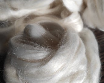 20 gr- 0,70 oz, Banana roving fiber, Tops (combed sliver), natural white