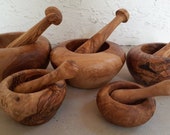 Olive wood mortar and pestle, round style, host, housewarming, homeopathic gift, herbs, garlic, wooden utensil, cookware, choose size