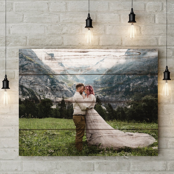 Wood Panel Picture, Wedding Photo Frame, Picture on Wood, Pallet Wood, Rustic Home Decor Pallet Pictures, Personalized Wedding Couples Gift