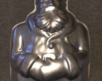 Santa Claus Large Chocolate Mold or Cake Pan EUC VINTAGE shiney silver metal