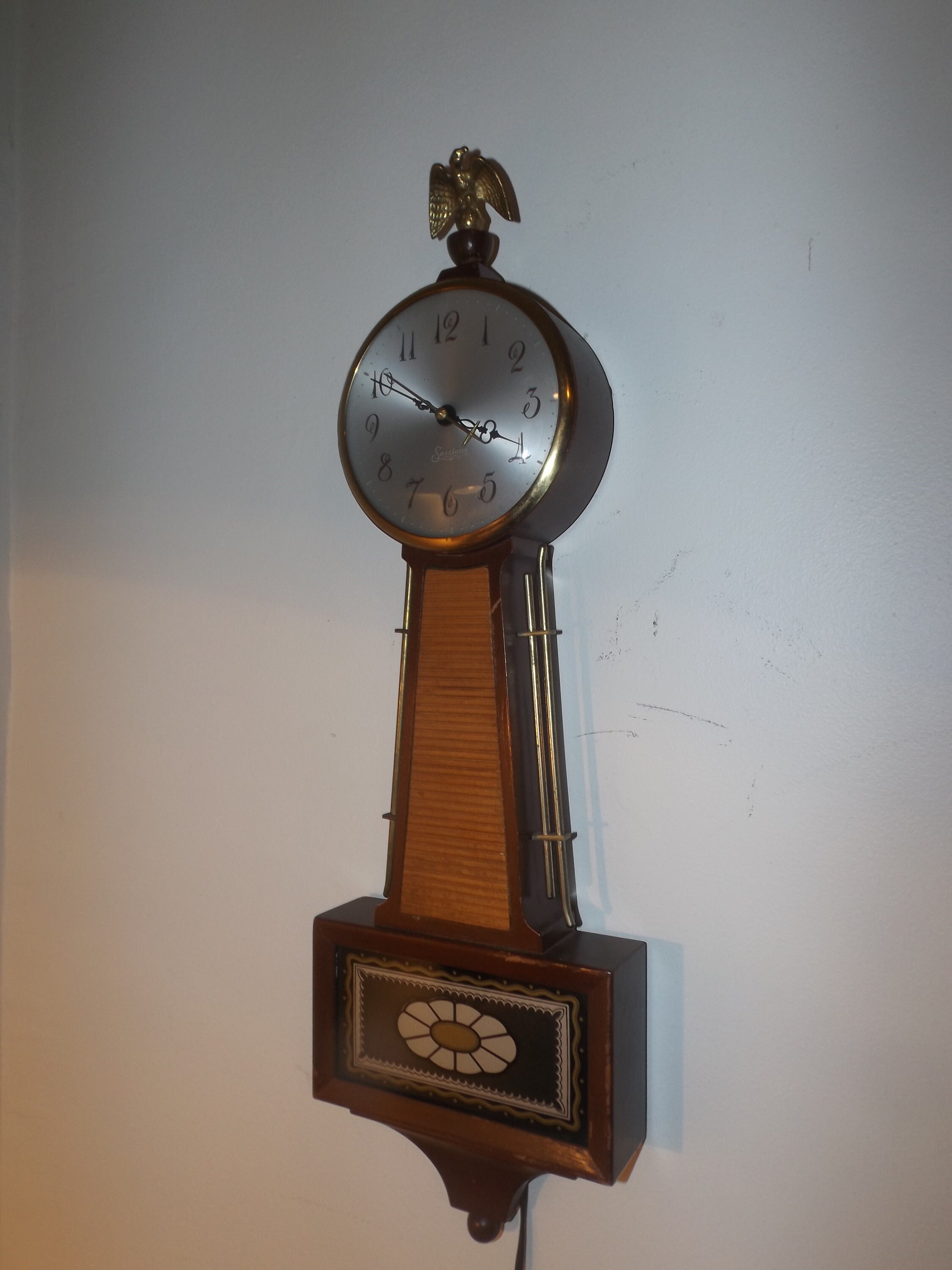 Banjo Clock for sale Only 3 left at 75