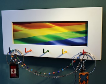 Llavero con la bandera del orgullo, soporte decorativo para pared con marco