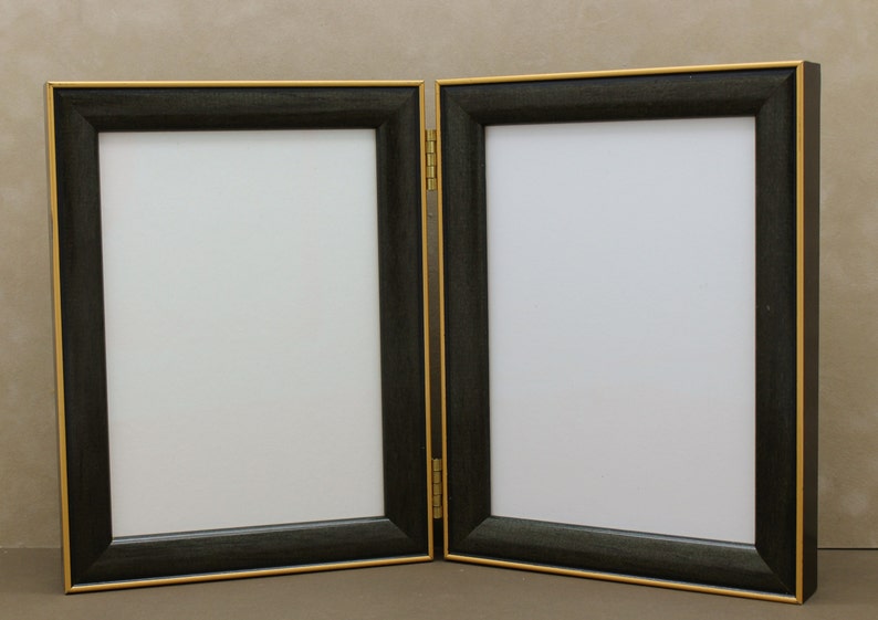 Double Hinge 5x7 Vertical Photo Frame Last One Only Image 0