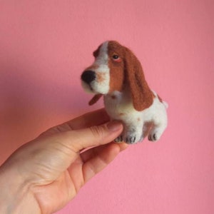 3D Basset Hound felted Dog replica Pet memorial Dog ornament Bag charm Custom dog portrait Dog mini me Any Dog breed figure Felted animal
