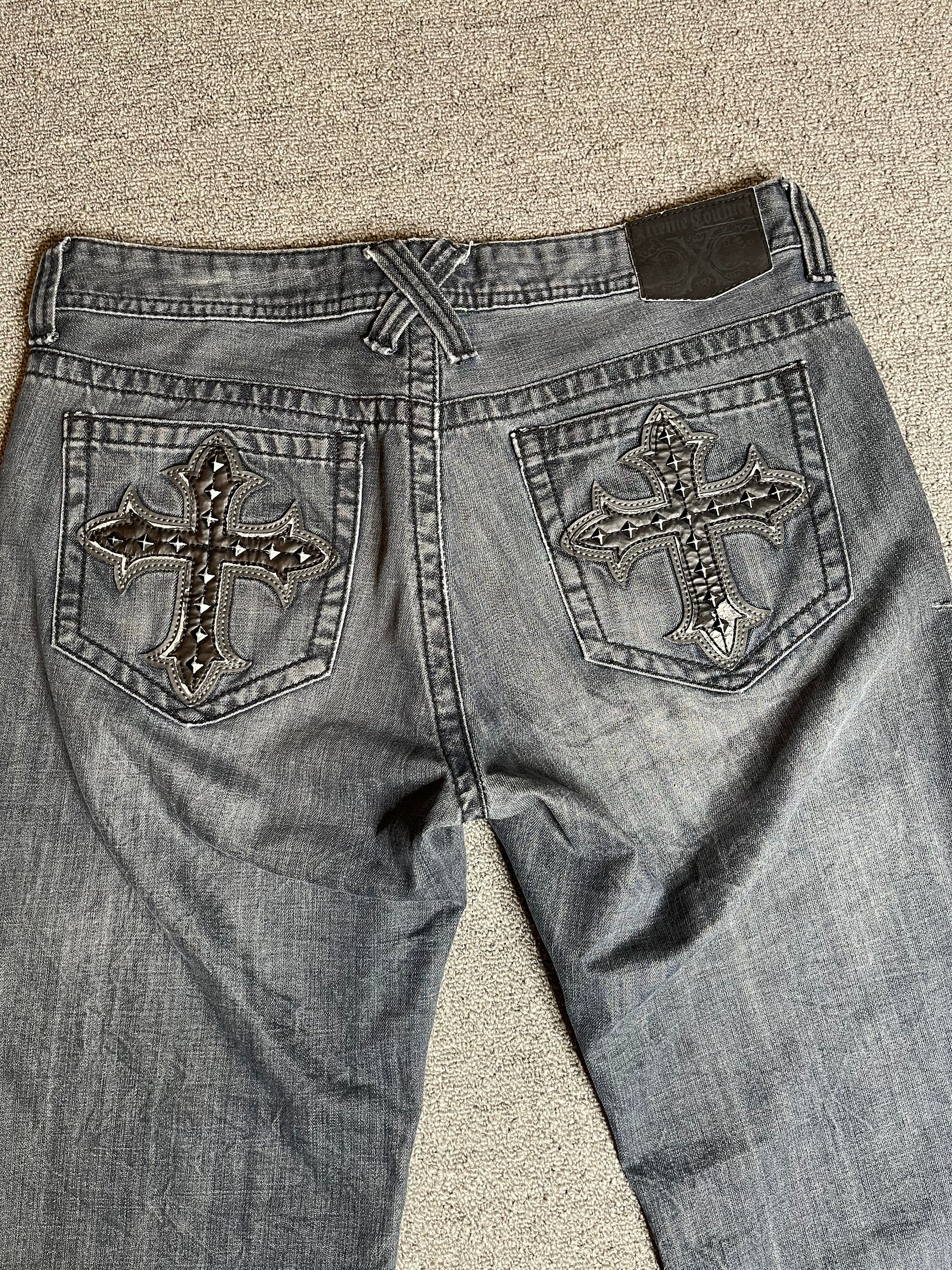 Mens jeans with cross on best sale back pocket
