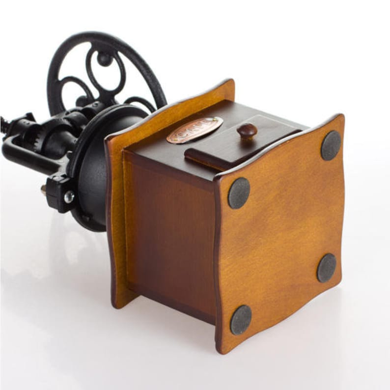 BG Bean Grinding FREE SHIPPING Manual Retro Wooden Coffee Grinder tool Pepper Grinding Machine