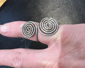 Sterling Silver - spiral wire finger ring