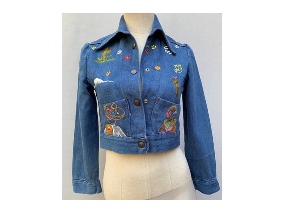 70s embroidered DENIM jacket / crop denim jacket /